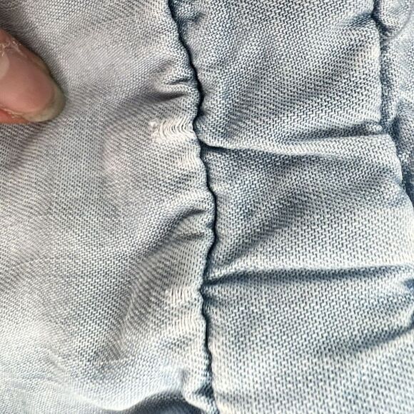 Cloth & Stone Womens Light Wash Long Sleeve Chambray Romper Size XS - Picture 7 of 7